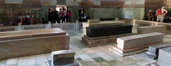 'Усыпальница Тамерлана в мавзолее Гур Эмир в Самарканде
